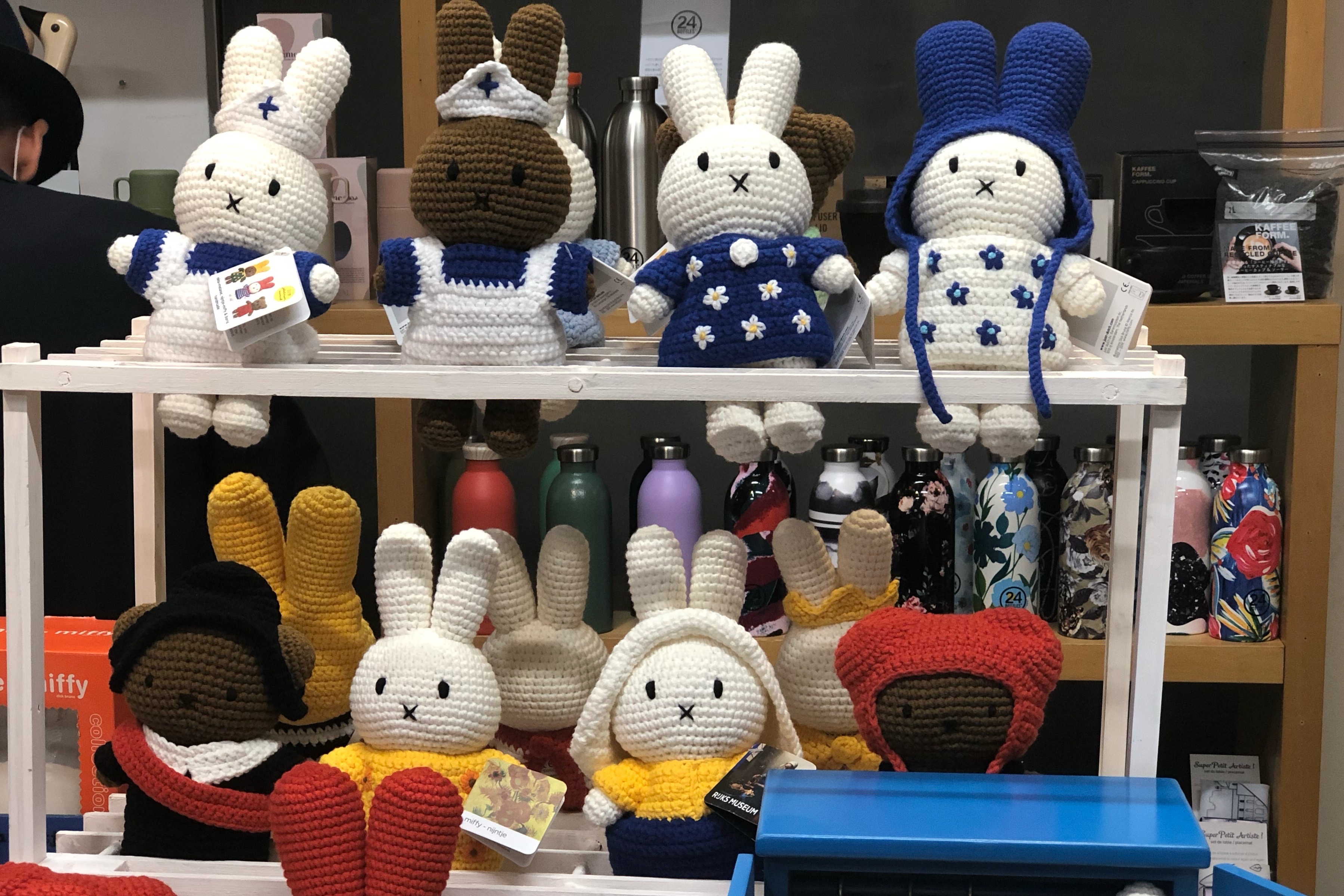 ついつい大人買いしたくなってしまう Space Joy Corporation スペースジョイ が扱う Miffy ミッフィー の手編みのぬいぐるみがかわいすぎる 衣食住サービスに携わる小売 事業者のミカタ Super Delivery Media