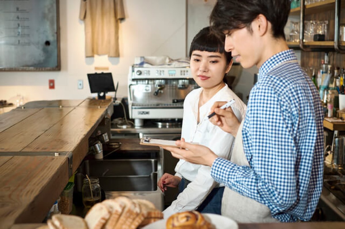 カフェ雑貨店の開業の仕方 おしゃれ雑貨とコーヒー紅茶のある空間を作る9つの開業ステップ 衣食住サービスに携わる小売 事業者のミカタ Super Delivery Media