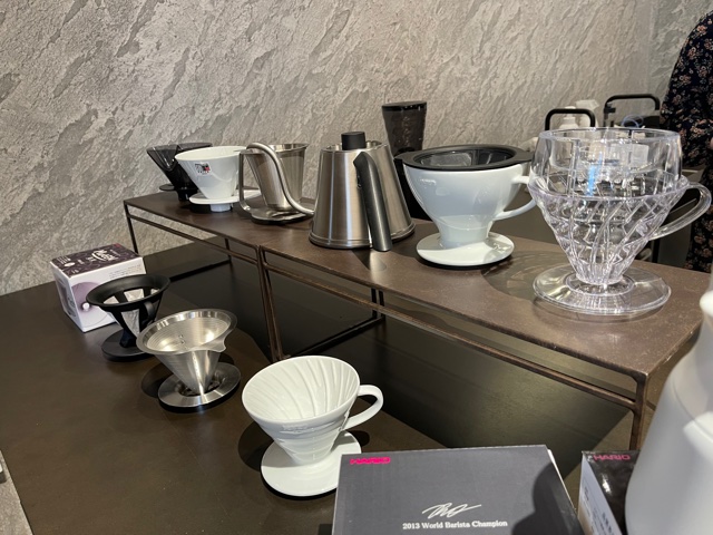 おうち時間でコーヒーをもっと楽しもう！HARIO（ハリオ）2021年最新のコーヒー器具をご紹介します。 |  衣食住サービスに携わる小売・事業者のミカタ！SUPER DELIVERY MEDIA